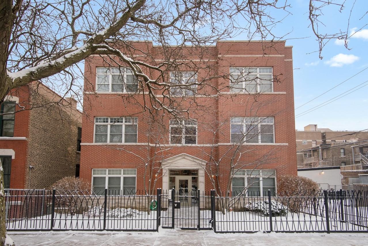 1615 N Oakley Ave. #2S, Chicago, IL 60647