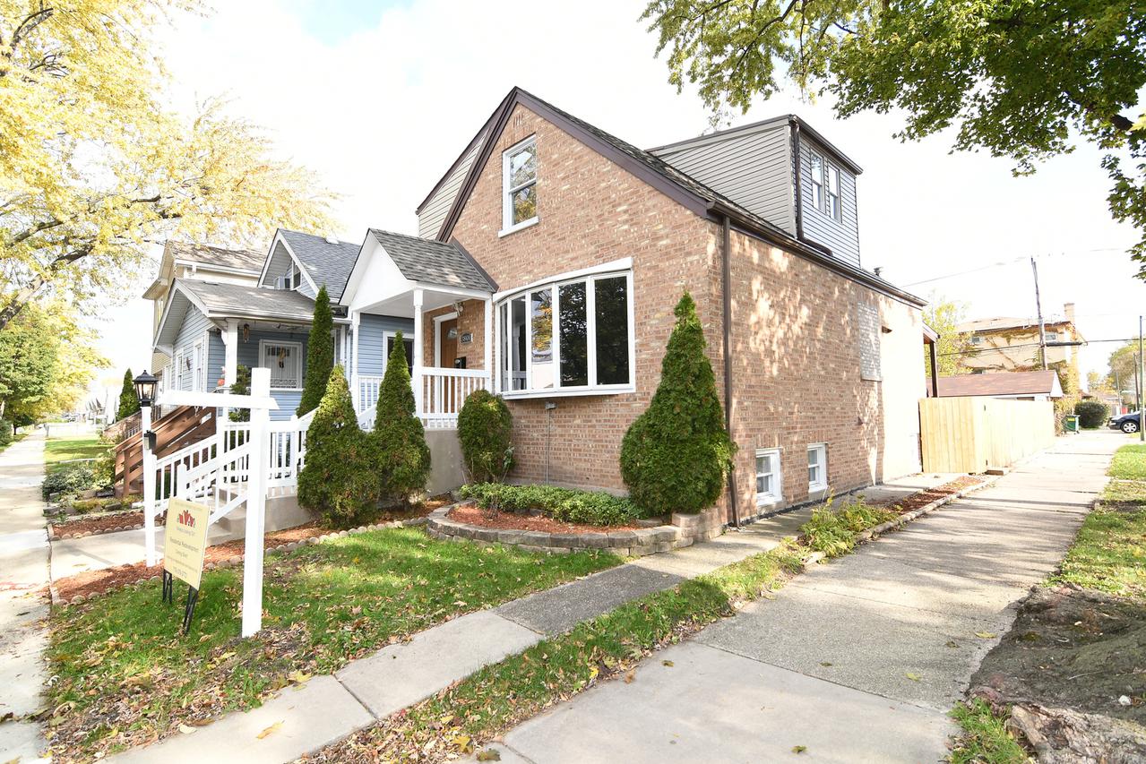 3801 N Oconto Ave., Chicago, IL 60634