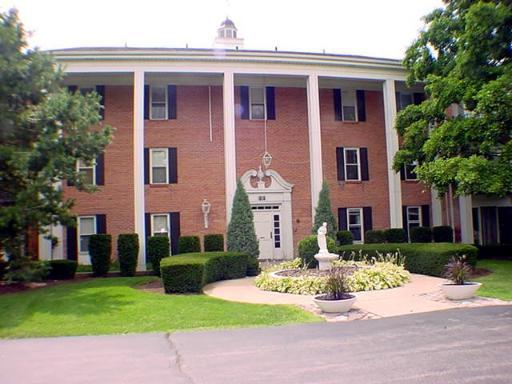 5101 Carriageway Dr. #B309, Rolling Meadows, IL 60008