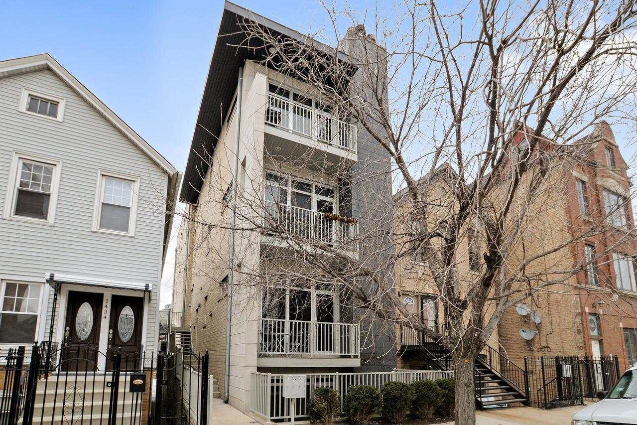 1432 W Chestnut St. #1, Chicago, IL 60642