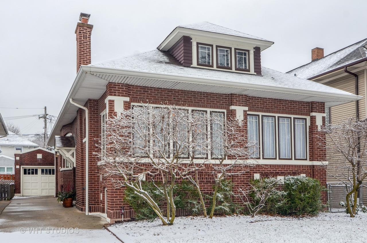 2637 W Wilson Ave., Chicago, IL 60625
