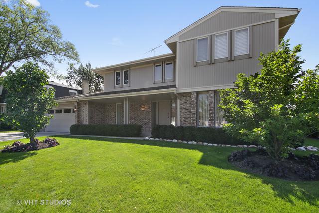 178 Trailwood Ln., Northbrook, IL 60062