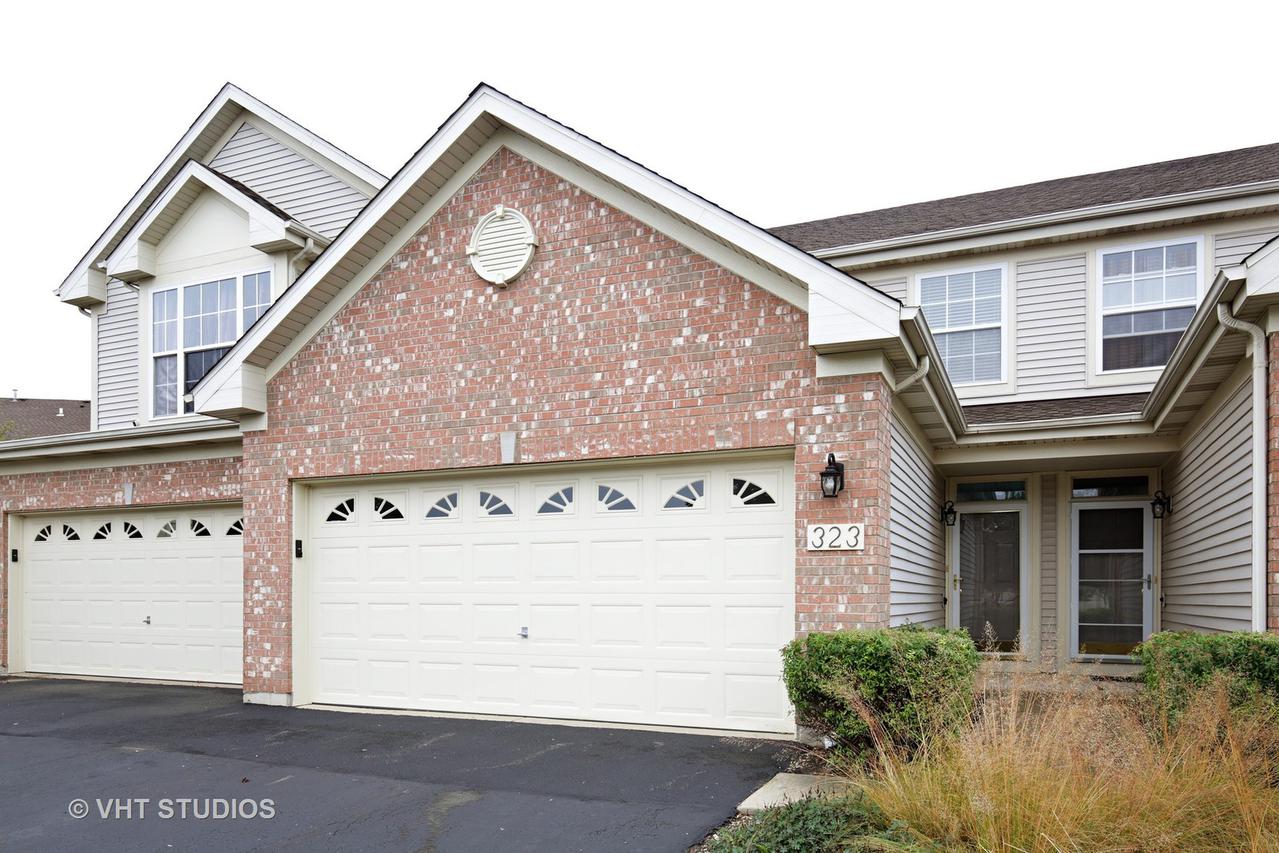 323 Lake Gillilan Way, Algonquin, IL 60102