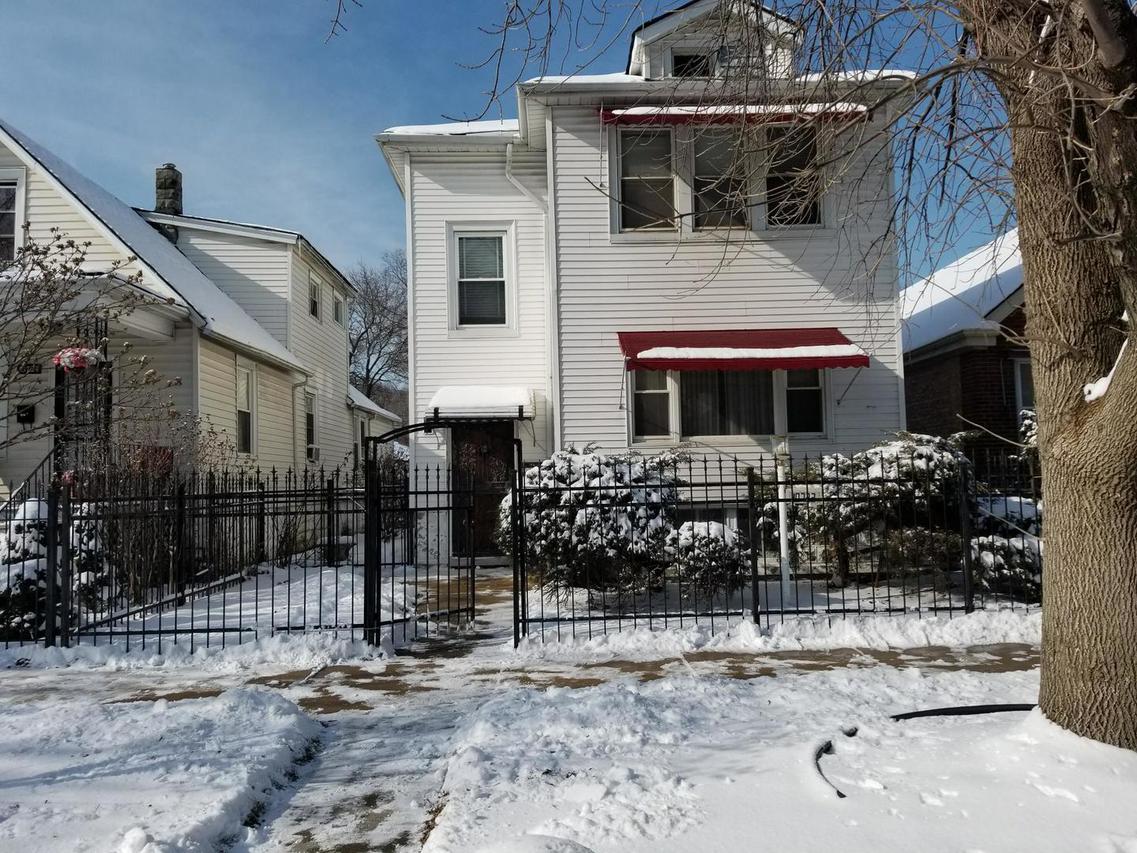 10722 S Indiana Ave., Chicago, IL 60628