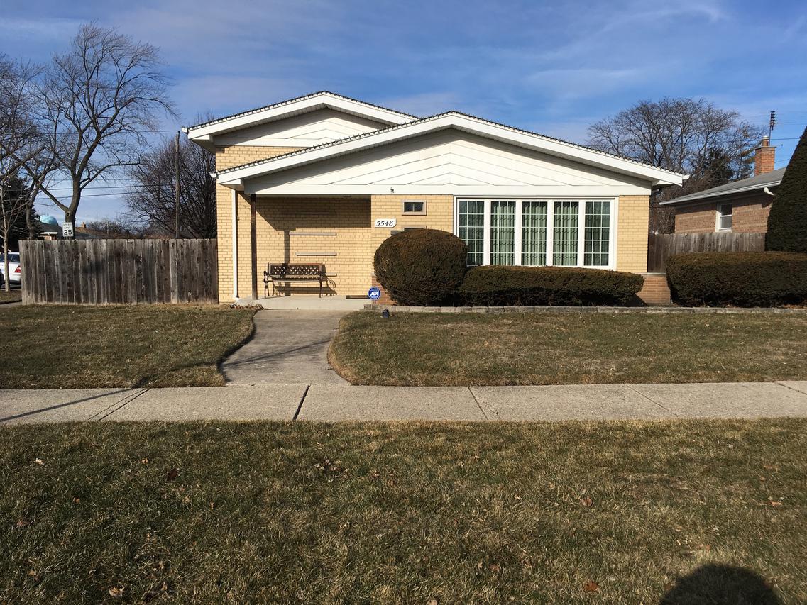 5548 W 102nd St., Oak Lawn, IL 60453