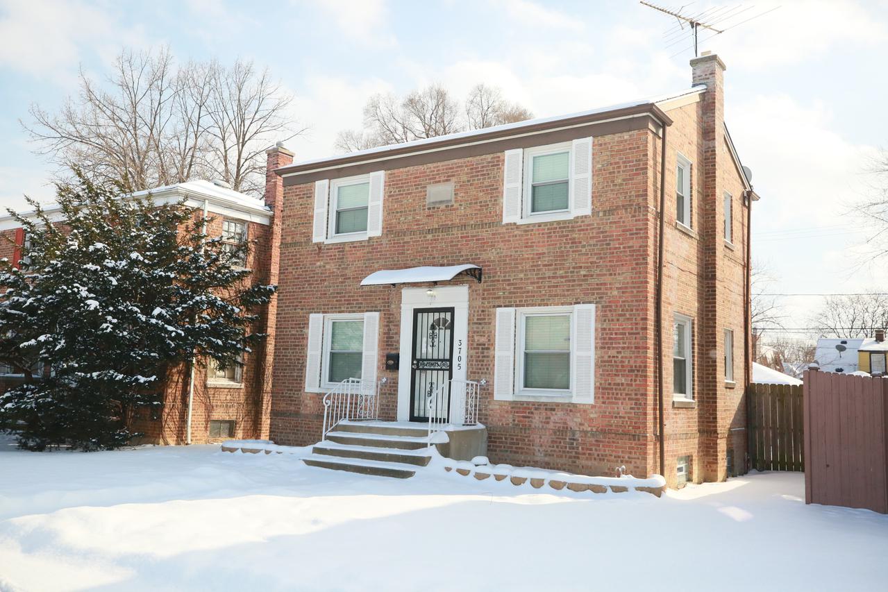 3705 W 85th St., Chicago, IL 60652