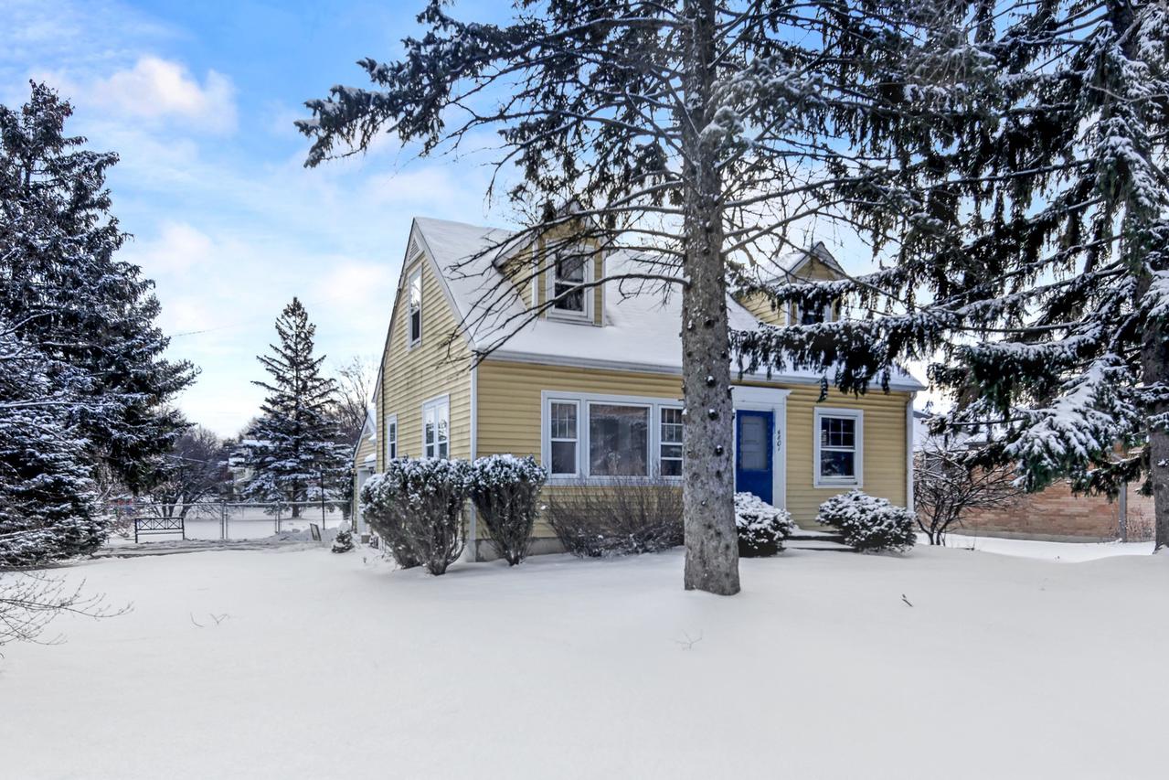6801 Clarendon Hills Rd., Darien, IL 60561