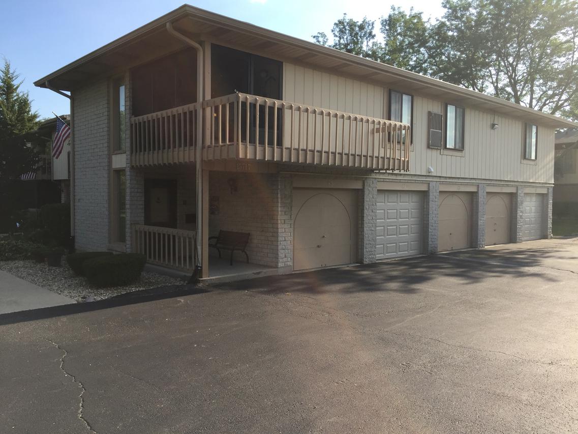 15717 Orlan Brook Dr. #G85, Orland Park, IL 60462
