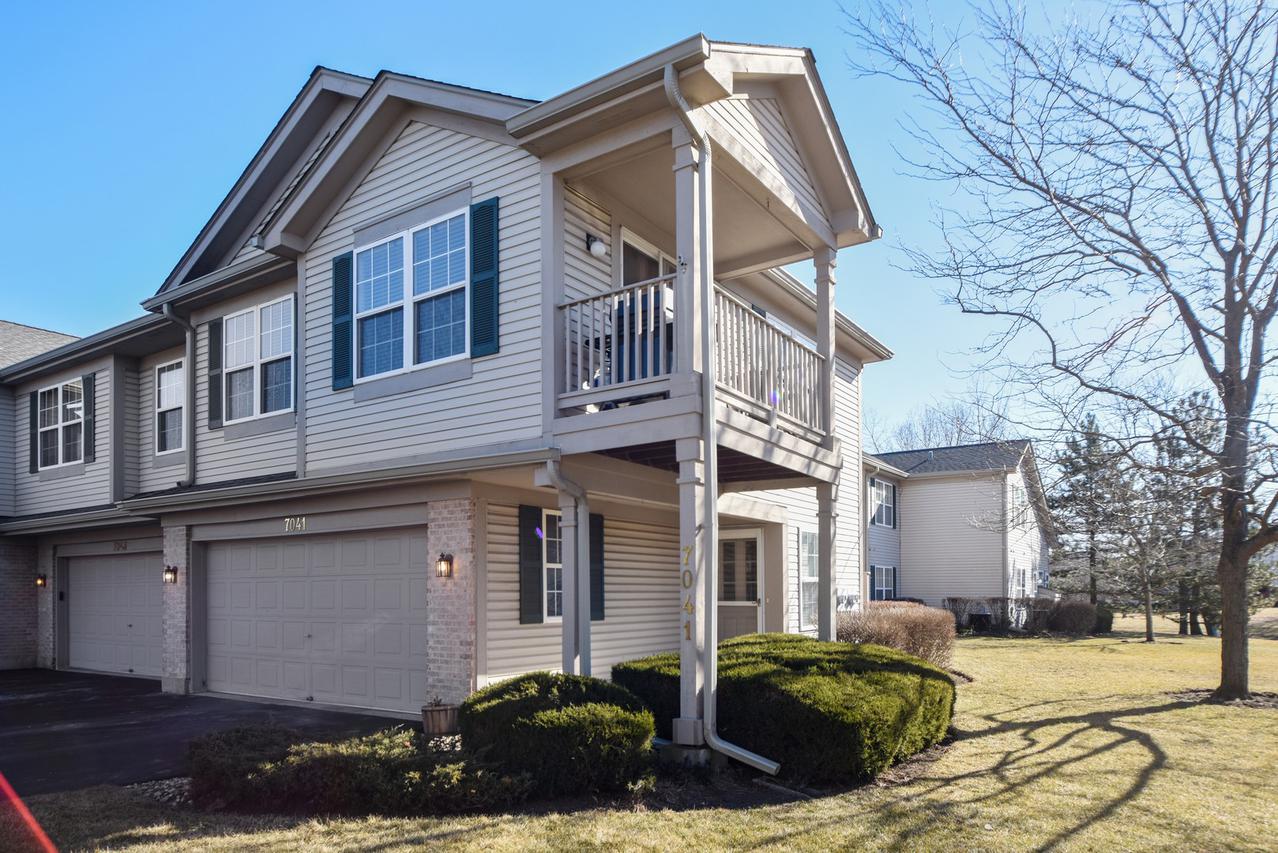 7041 S Stratton Ln., Gurnee, IL 60031