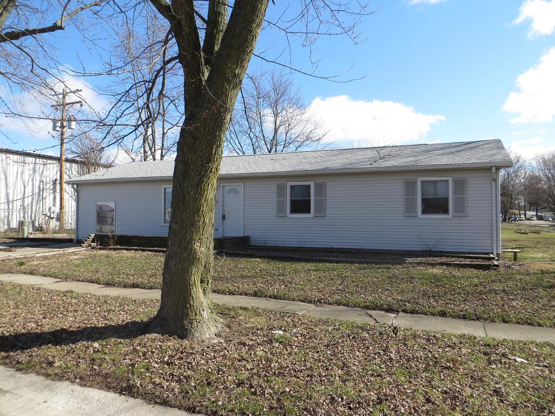 2706 Dale Dr., Champaign, IL 61821