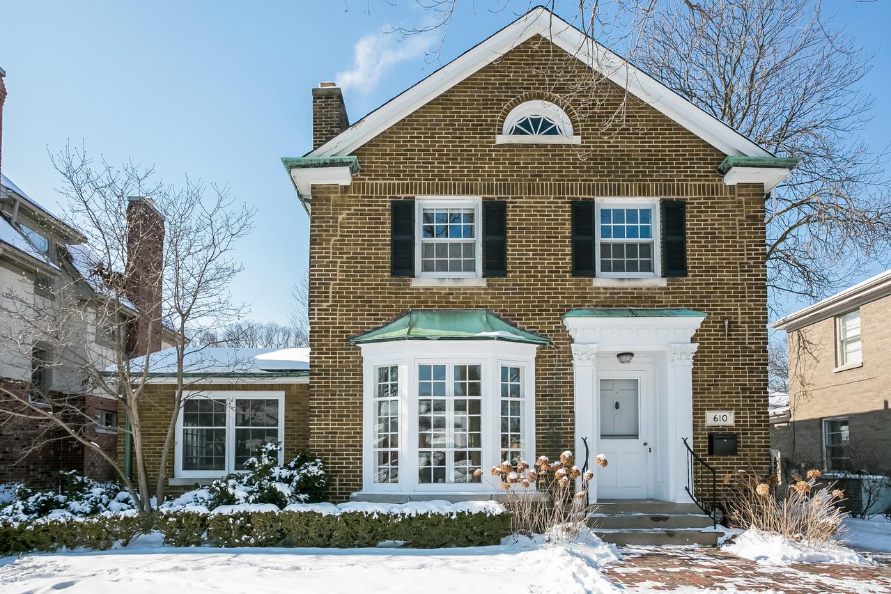 610 S Catherine Ave., La Grange, IL 60525
