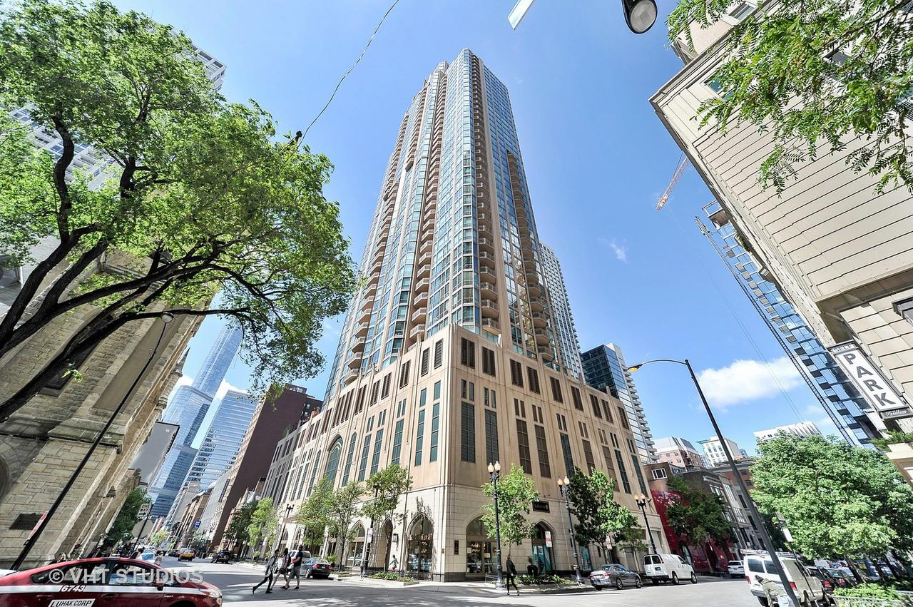 21 E Huron St. #2406, Chicago, IL 60611