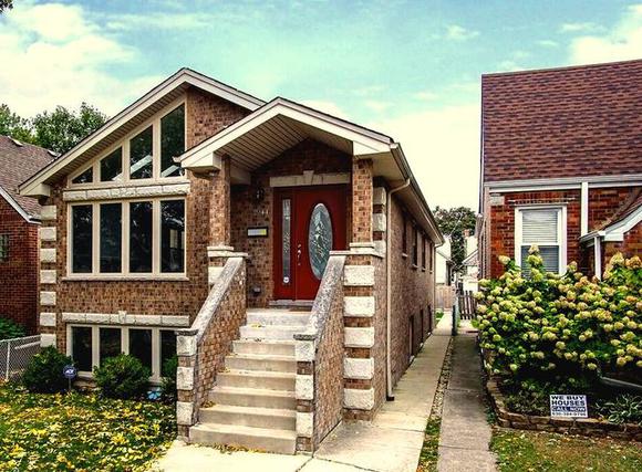 2944 N Meade Ave., Chicago, IL 60634
