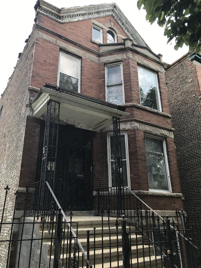 2253 S Whipple St., Chicago, IL 60623