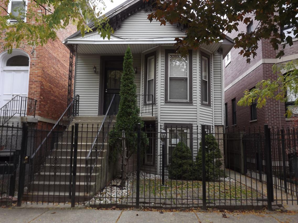 3232 S Prairie Ave., Chicago, IL 60616