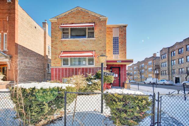 8259 S Peoria St., Chicago, IL 60620