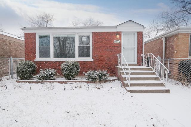 9004 S Woodlawn Ave., Chicago, IL 60619