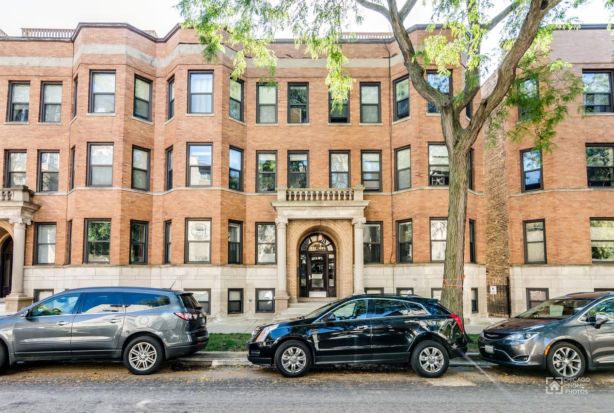 1025 W Balmoral Ave. #1B, Chicago, IL 60640