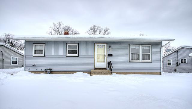 1014 Ramona Ter., Machesney Park, IL 61115