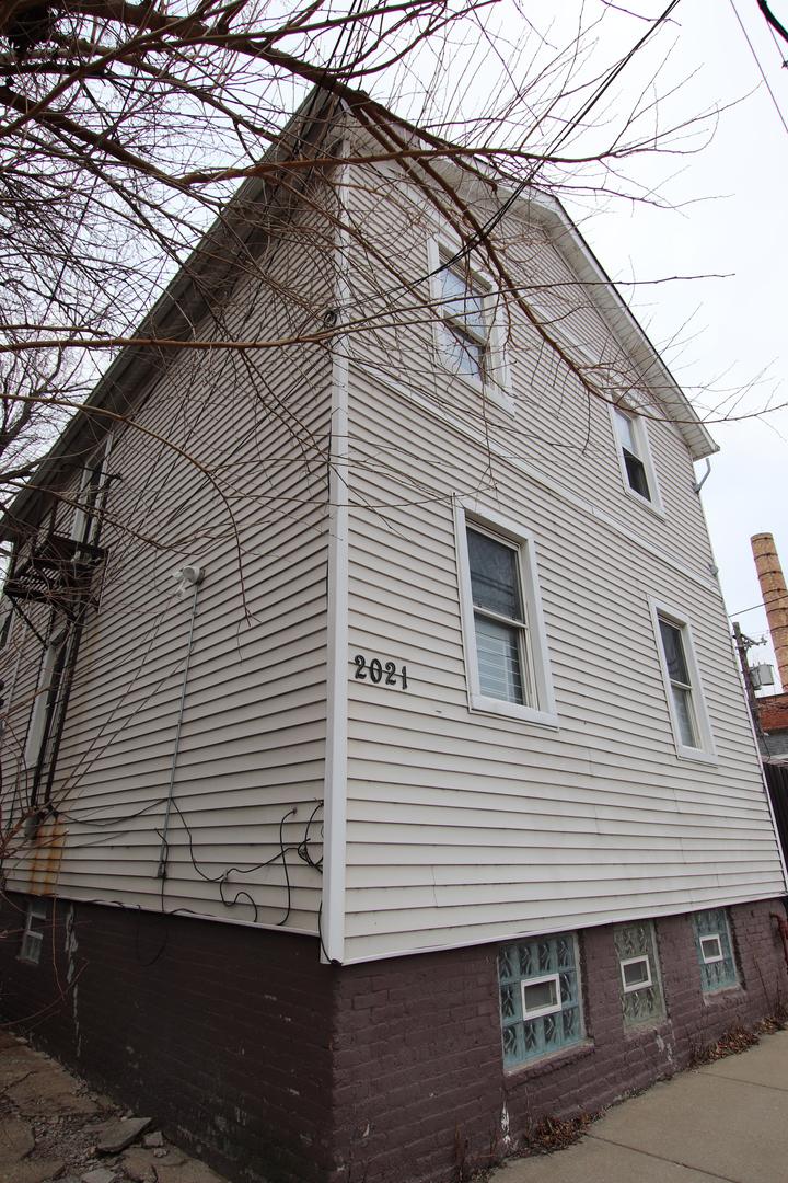 2021 N Stave St., Chicago, IL 60647