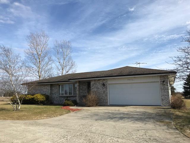 28701 S South Park Ave., Beecher, IL 60401