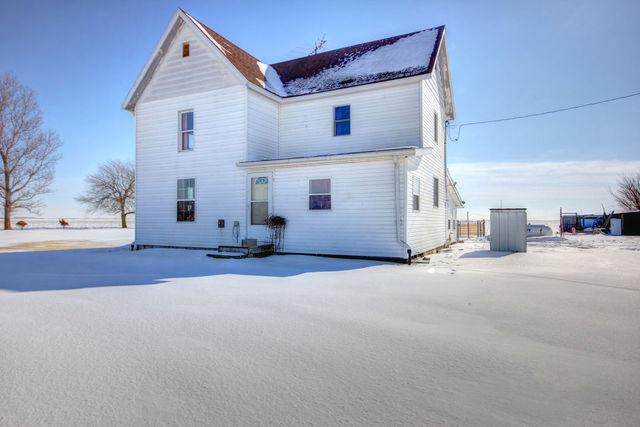 1695 E State Route 116, Kempton, IL 60946