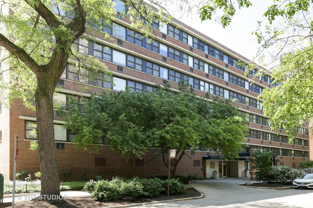 2300 N Commonwealth Ave. #3B, Chicago, IL 60614