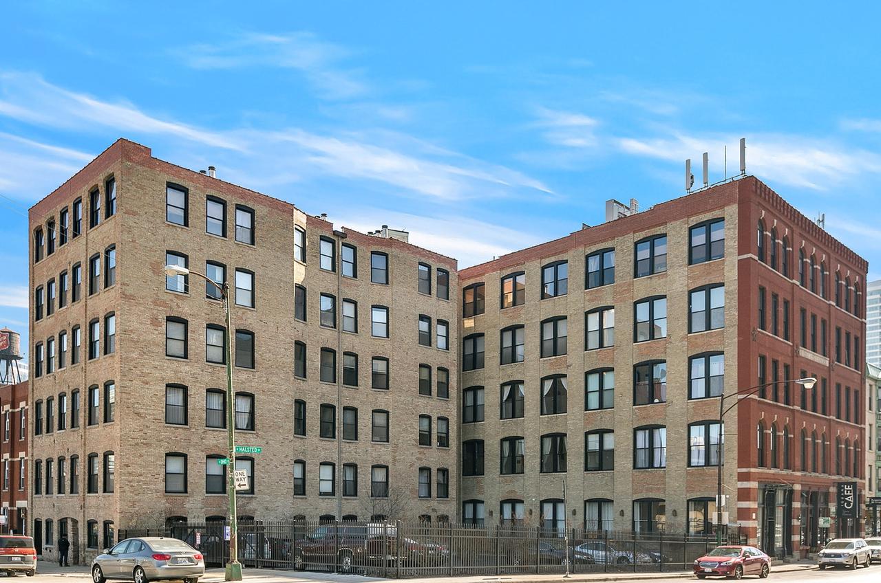 525 N Halsted St. #305, Chicago, IL 60642