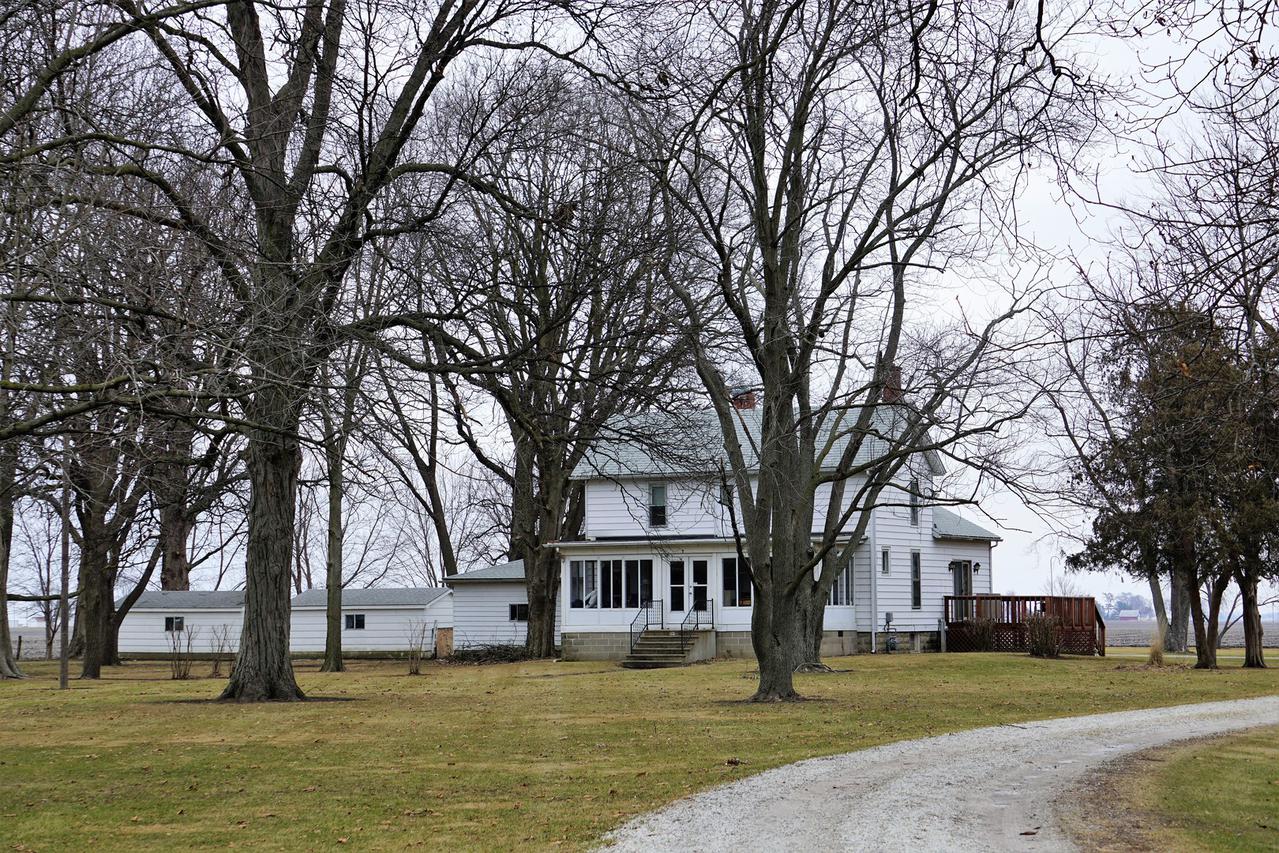 410 Forest Ave., Atwood, IL 61913