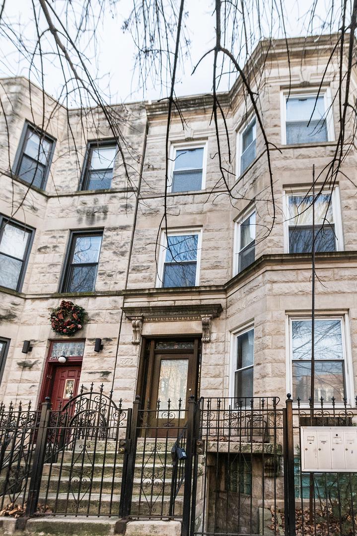 2545 W Walton St., Chicago, IL 60622