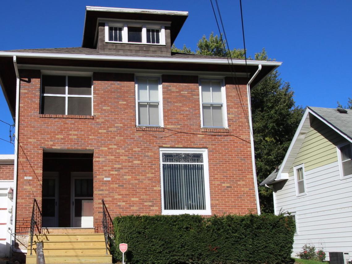 1222-24 S Blackhawk Ave., Freeport, IL 61032