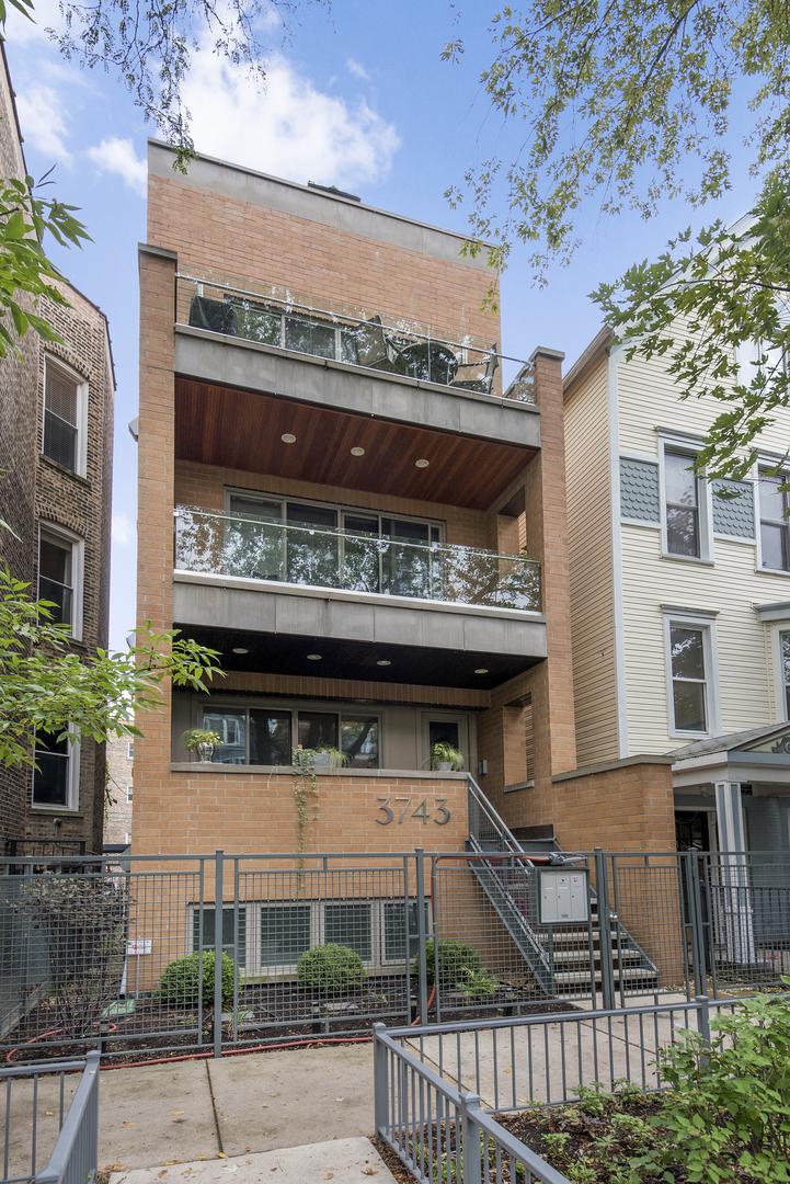 3743 N Kenmore Ave. #3, Chicago, IL 60613