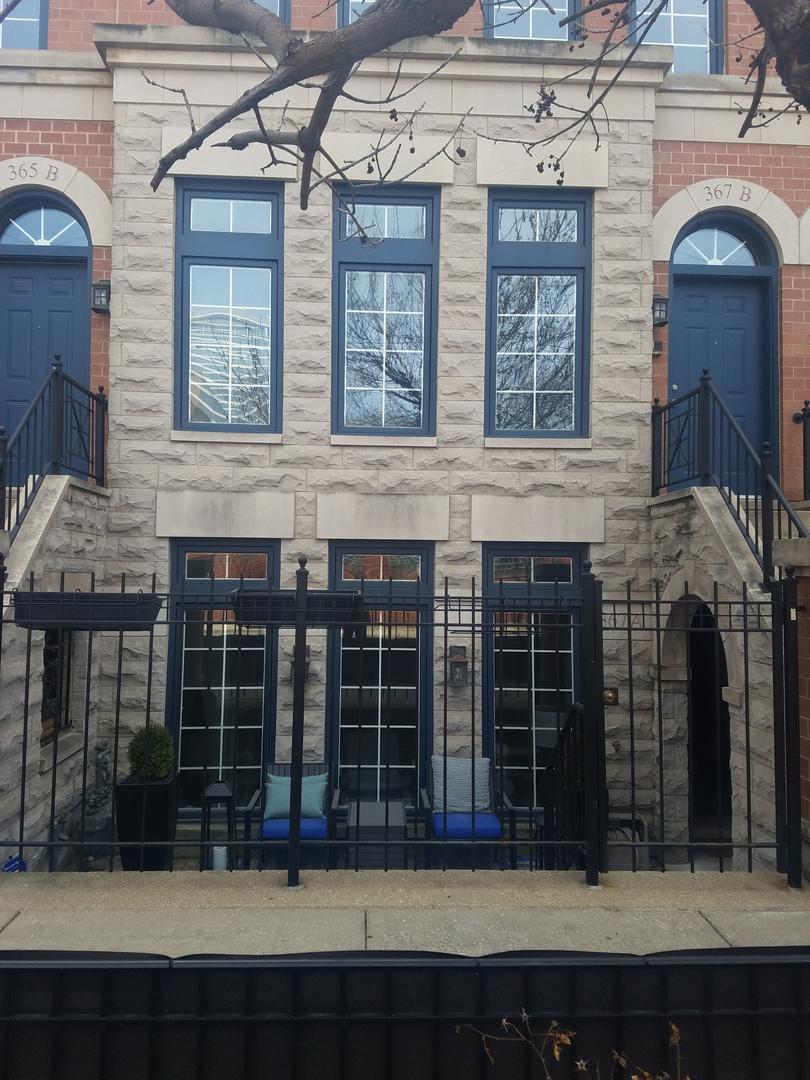 367 W Superior St. #A, Chicago, IL 60654
