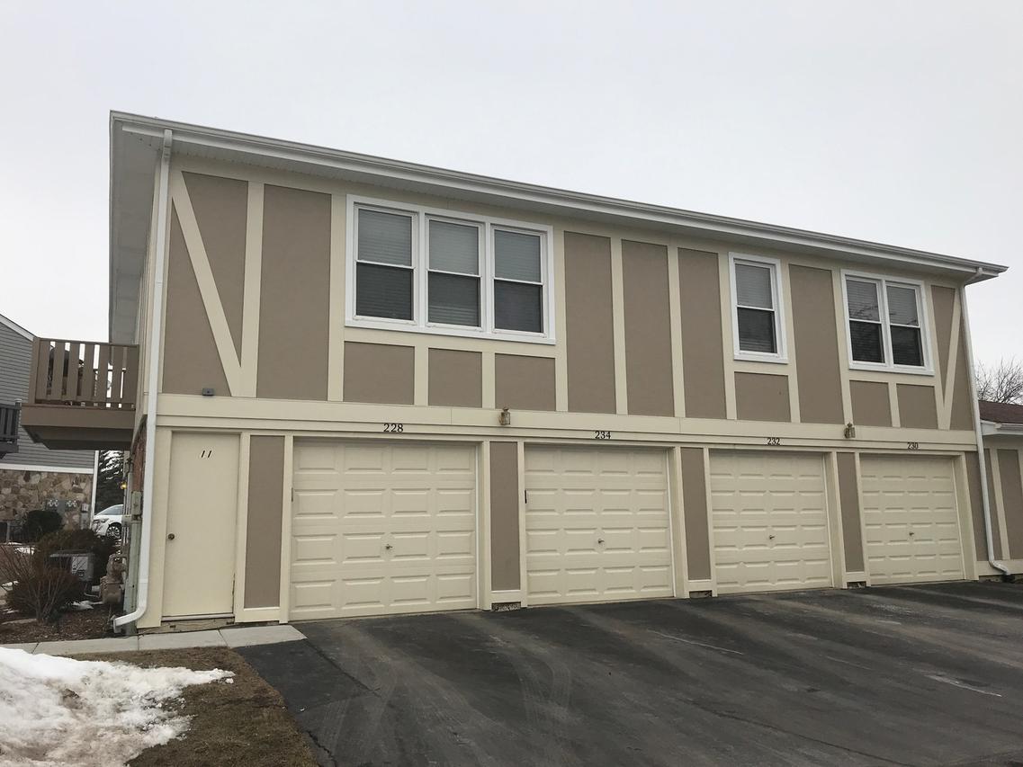 228 Nantucket Harbor, Schaumburg, IL 60193