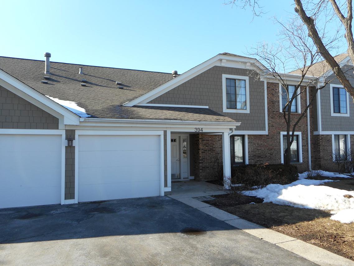 394 Pinetree Ln. #2B, Schaumburg, IL 60193