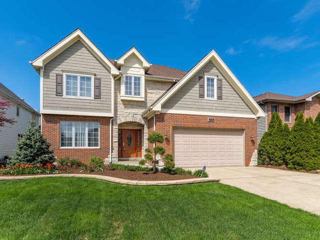 204 Kacie Ct., Westmont, IL 60559