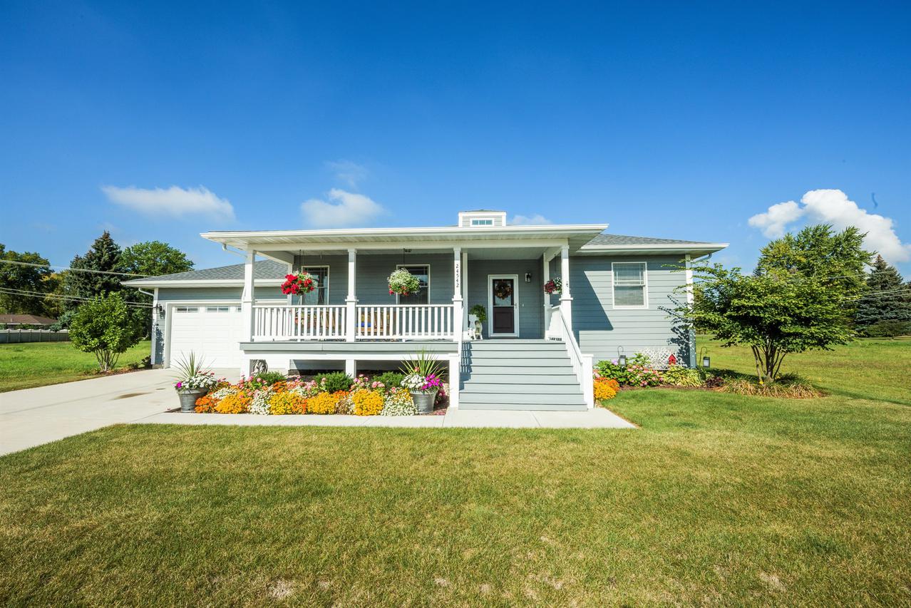 24542 S St Peters Dr., Channahon, IL 60410