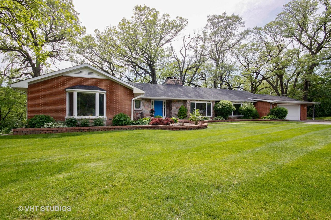 16 Riegel Oaks Ln., Homewood, IL 60430