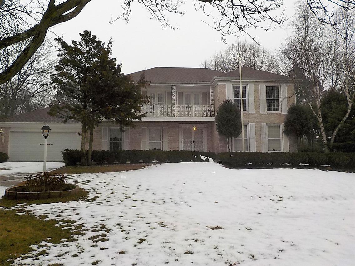 235 Surrey Ln., Barrington, IL 60010