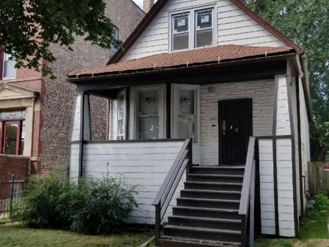 7840 S Marquette Ave., Chicago, IL 60649