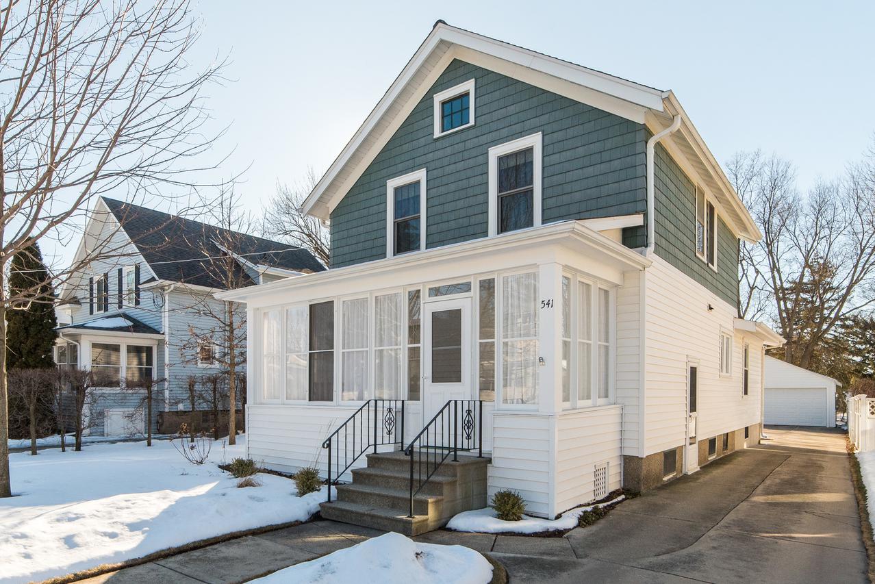 541 N 6th St., Dekalb, IL 60115