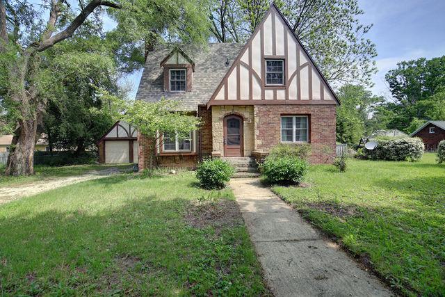 1604 W Springfield Ave., Champaign, IL 61821
