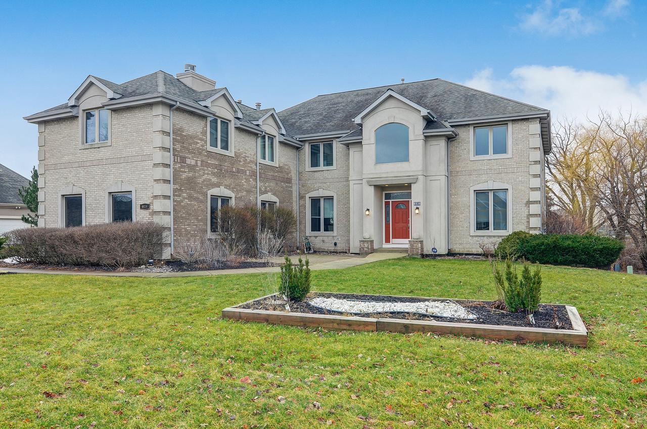 6836 Fieldstone Dr., Burr Ridge, IL 60527