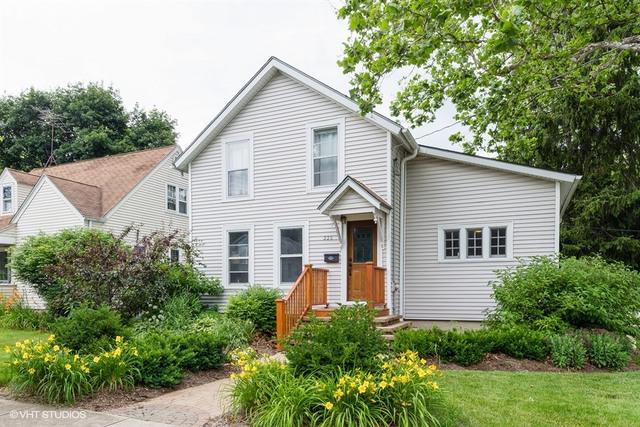 335 Delia St., Batavia, IL 60510