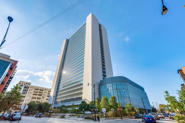 500 W Superior St. #1711, Chicago, IL 60654