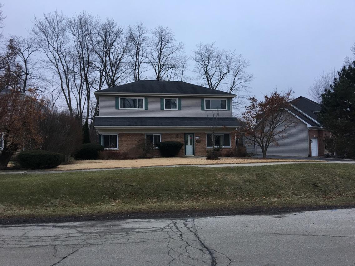 1620 Sawyer Ave., Glen Ellyn, IL 60137