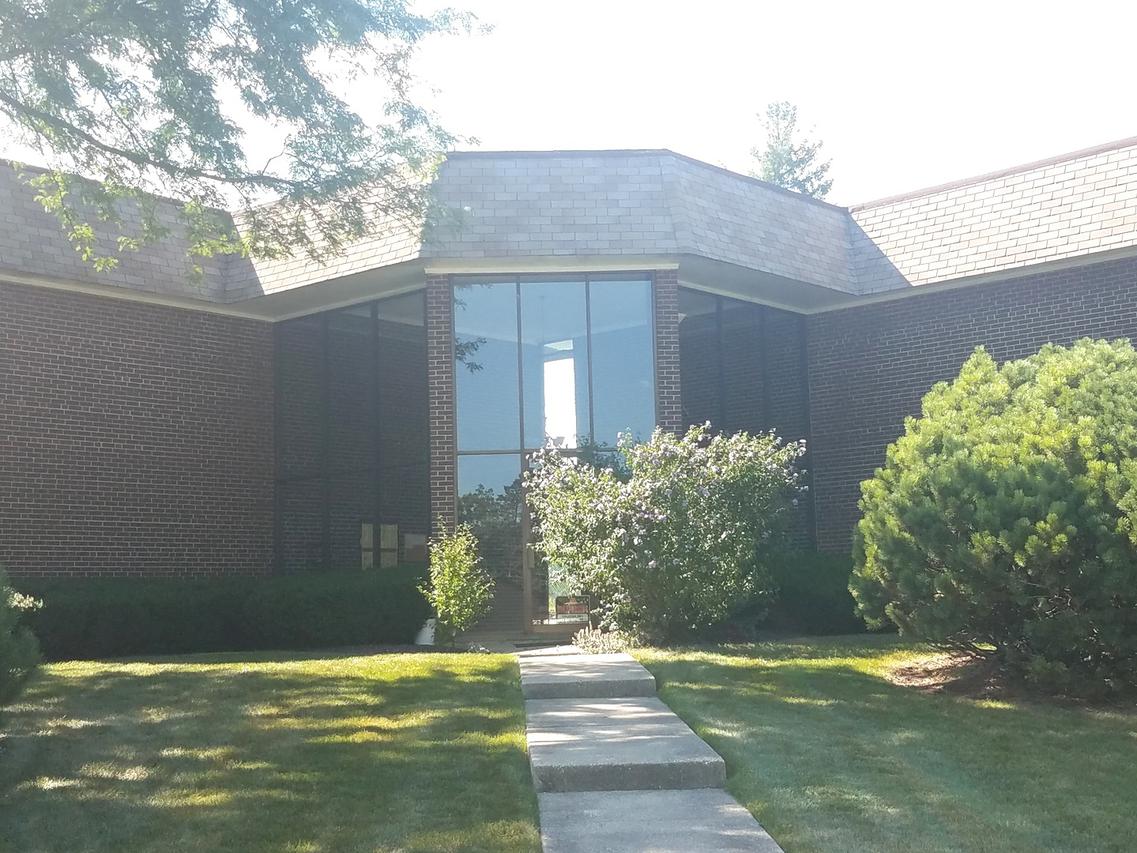 3N550 Crown Rd. #1, Elmhurst, IL 60126