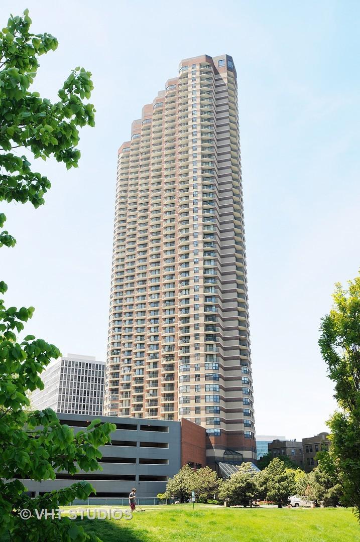 3660 N Lake Shore Dr. #1211, Chicago, IL 60613
