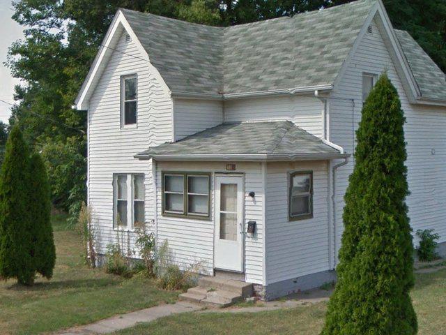 220 E 6th St., Kewanne, IL 61443