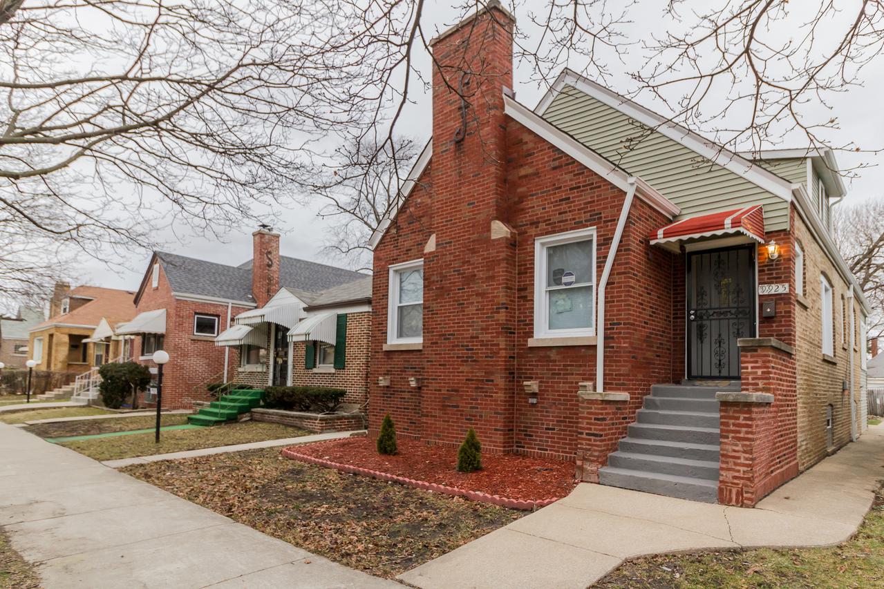 9925 S Parnell Ave., Chicago, IL 60628